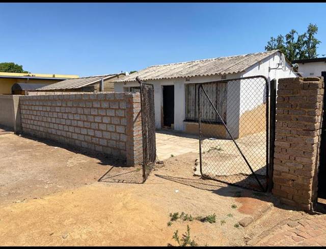 2 BEDROOM HOUSE FOR SALE IN EMDENI